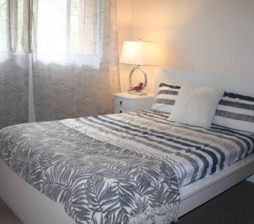 Macquarie Treetops - Peaceful Sydney 2BR Apartment
