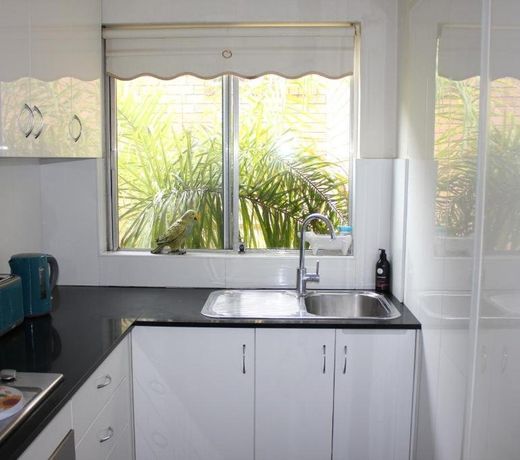Macquarie Treetops - Peaceful Sydney 2BR Apartment