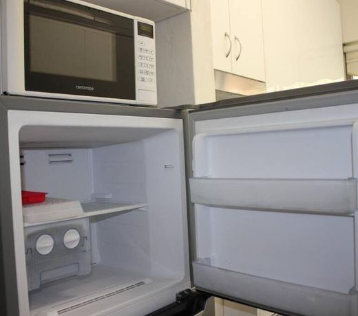 Macquarie Treetops - Peaceful Sydney 2BR Apartment