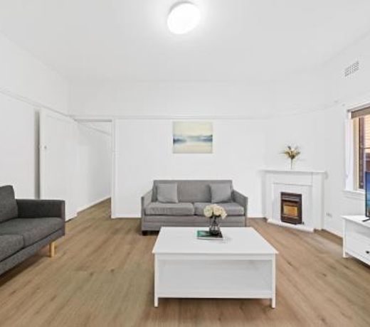 Burwood New 2 Bedroom 2 Bath Apt Free Parking