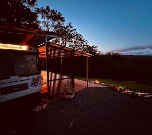 Mesa Bus - Deluxe Byron Hinterland Eco Stay