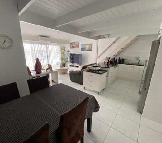 Port Lincoln Marina Waterfront Apartment