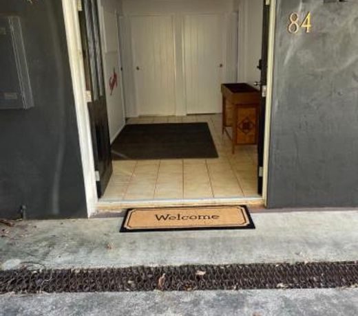 Tamborine Accommodation 84 Eagle Heights Road 6 Bedroom 3 Baths Parking Complete Holiday Home