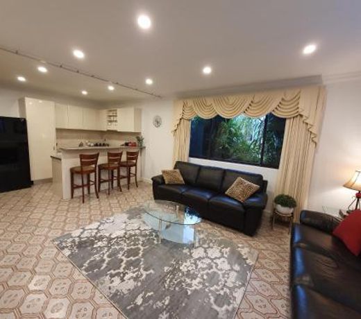 Close to Melb Airport Self contained large 2BR apartment