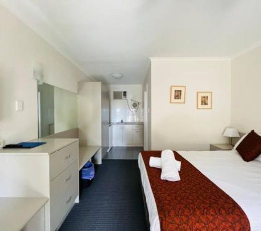 1BR at Glenelg Moseley street close to beach31