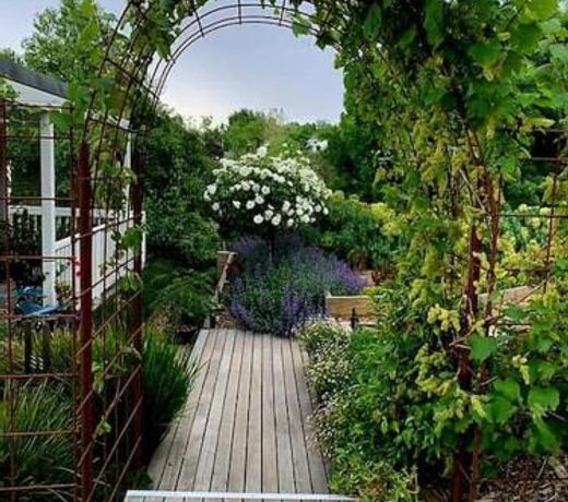 Hidden Gem ~ Luxury Cottage near Lake Daylesford
