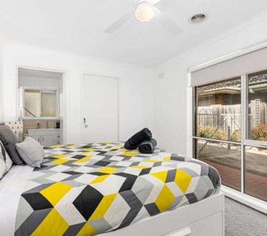 WATERFRONT - BAY VIEWS - Edgewater Springs