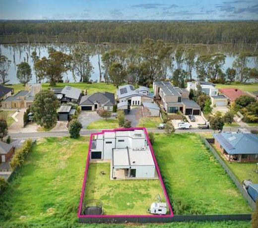 Bundalong river retreat