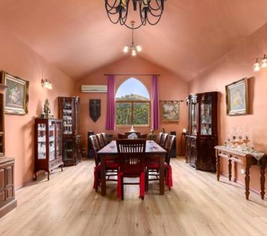 The Castle at Bonville
