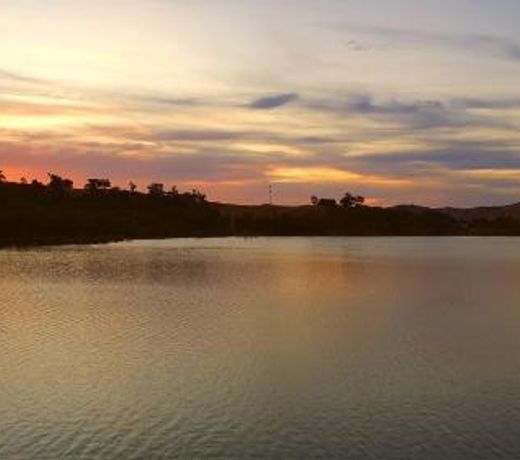 Belkampar Retreat - Authentic Farm Style Home - Perfect For Families and Large Groups!