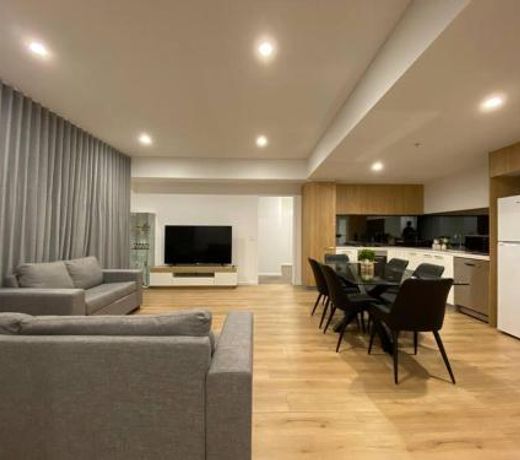 Luxury Disney 3 BR Apt- Pool-Gym-Sauna-Steam Room