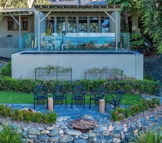 Beachfront Dolphin Cabin