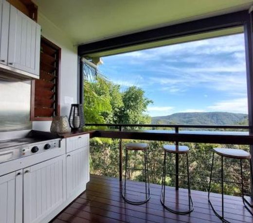 Mountain View Escape