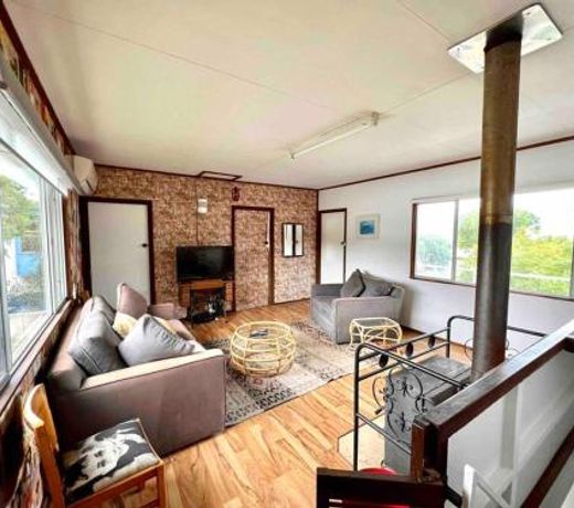 Retro Margaret River Beach Shack in Prevelly Park