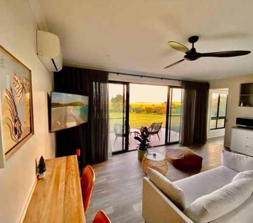 Wamoon Retreat Apartment Luxury Gateway to Wilsons Prom