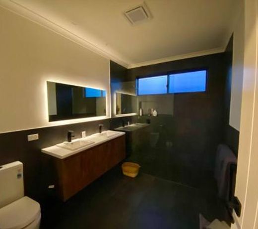 Wamoon Retreat Apartment Luxury Gateway to Wilsons Prom