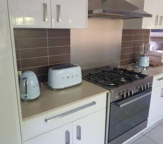 Fully Equipped Luxe Retreat, Pool, Pet Friendly, AirCon