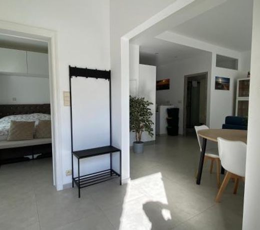 Superbe appartement lumineux ,super bien equipe avec WIFI-NetFlix Gratuit