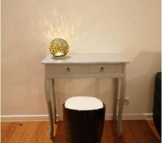 The pop-art luxury suite