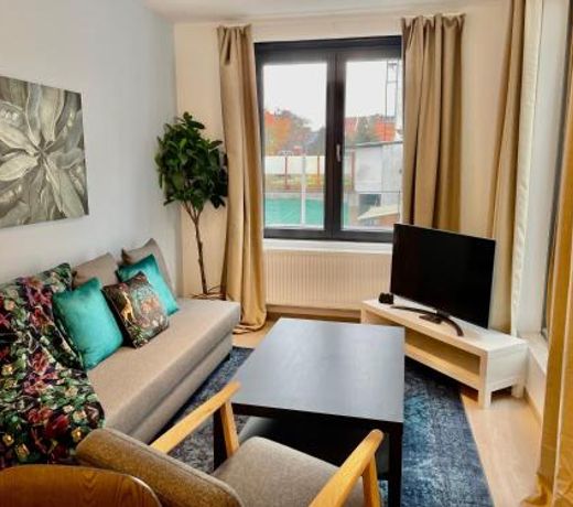 OneLuxStay near Fashion District