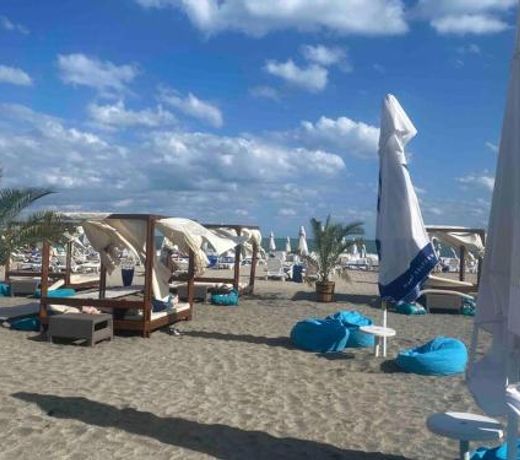 Lovely 2-bedroom apartment in Pomorie residence 250m to the beach