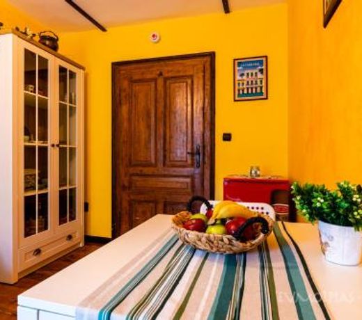 Art apartment EVMOLPIAS near Roman stadium