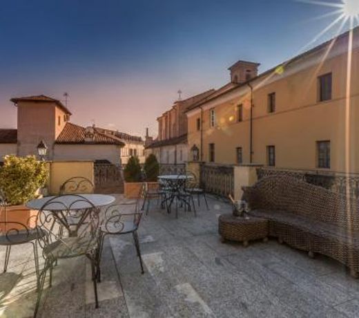 Roero Suite in the city center