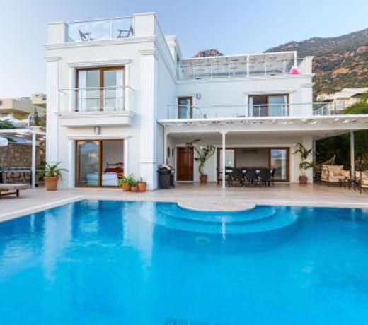 Villa Sapphire