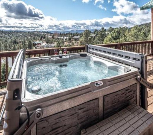 Casa Bien, 3 Bedrooms, Sleeps 6, Hot Tub, Ping Pong, Jetted Tub