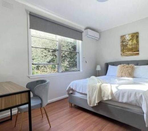 Morwell Pet friendly 3 BRMS Rental home Free Wi-fi