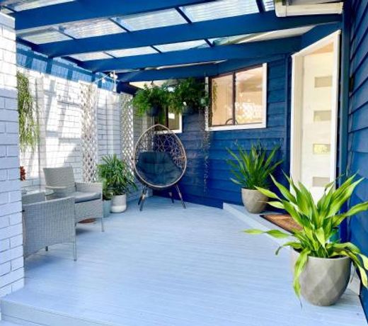 Blue Lily Bungalow