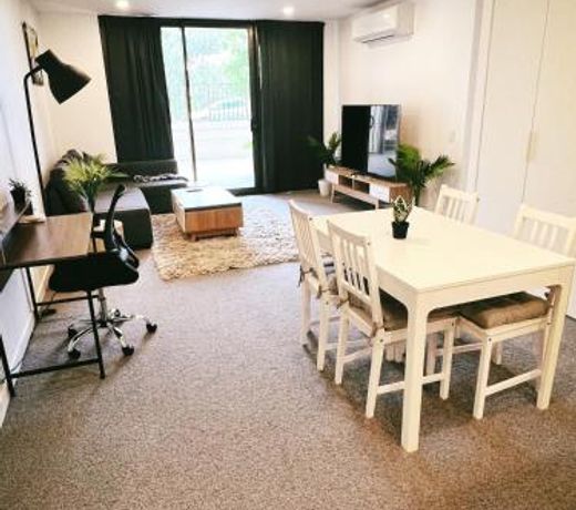 Contemporary in Kingston-2bd Apt