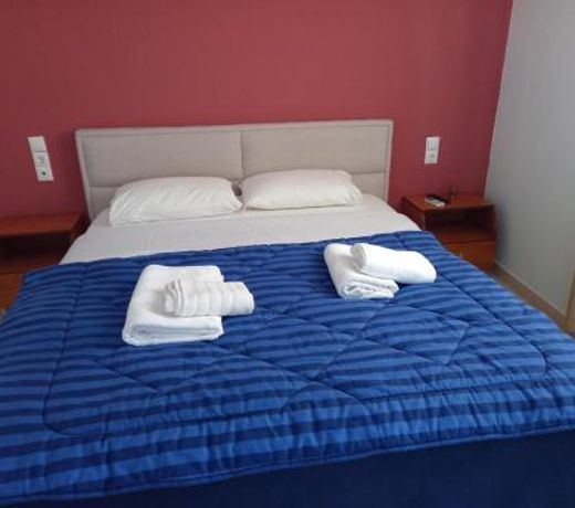 Hotel Prinos