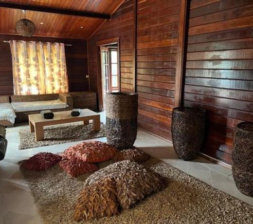 30 segundos do Mar! Casa Marmore V4 em Zona Sossegada na Ilha do Mussulo