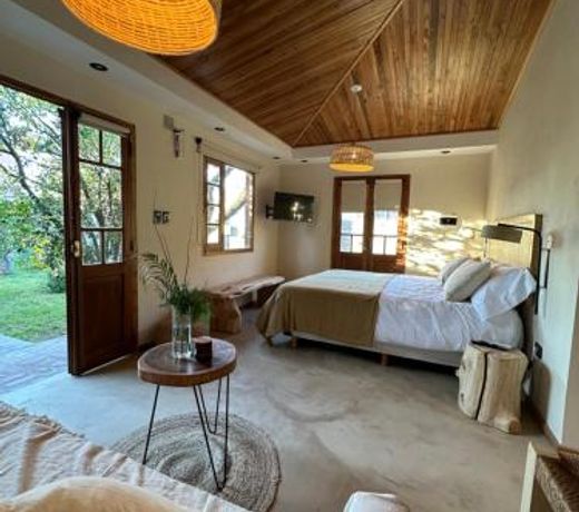 Tanah Host - Casa de Huespedes