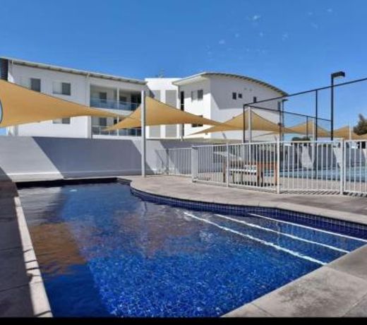 Gallery 10 with views, pool and tennis court