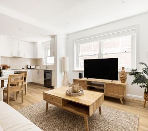 Saltwater Bondi One - Hosted by L'Abode