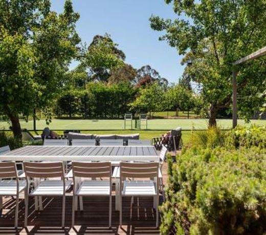 Somerville Country Escape with Tennis Court
