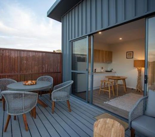 The WABi Cabin - Perfect Couples Retreat