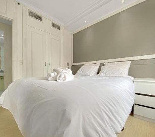 Hotel deslumbrante na Vila Olimpia