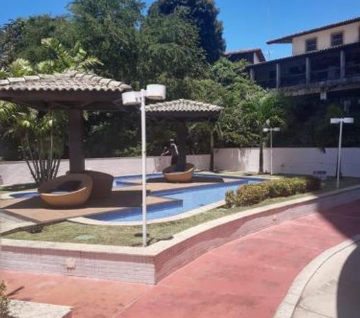 Flat climatizado, com piscina e academia no coraÃ§Ã£o comercial de Salvador