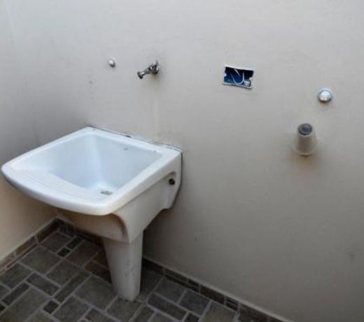 P003 - Casa de 3 dormitÃ³rios com churrasqueira, apenas 150m da praia