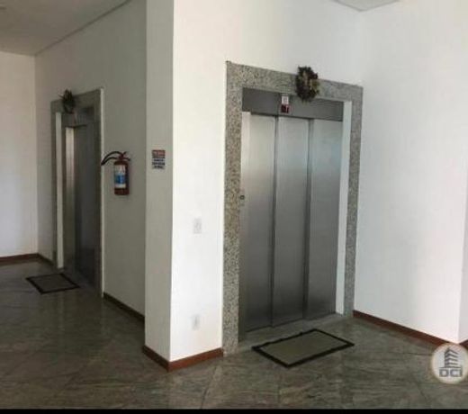 Apartamento peracanga com vista para o mar