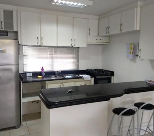 Apartamento de frente para Lagoa da Conceição