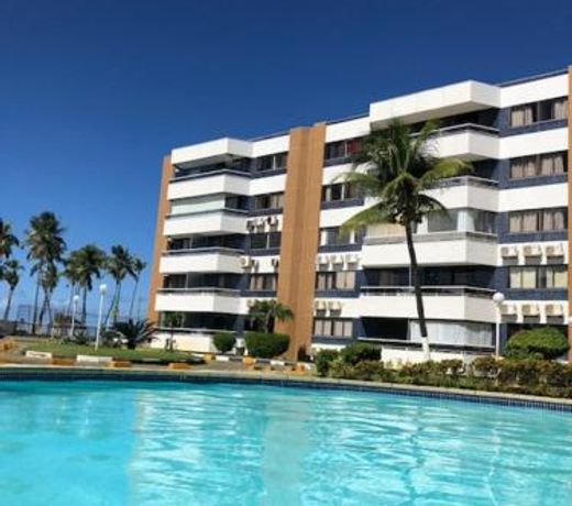 Village pe na areia com limpeza