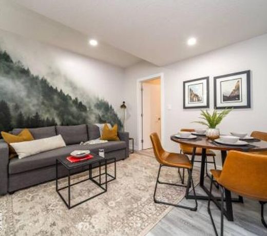 NEW, Mountain Chic Suite, Whyte Avenue, Netflix, WiFi, Sleeps 6