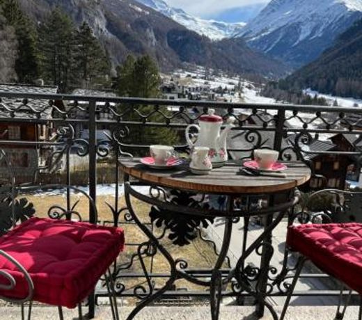 Heida, studio ensoleille au village avec magnifique vue sur la Dent-Blanche