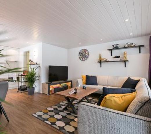 Spirit Apartments - Balkon - Bergsicht - Parkplatz