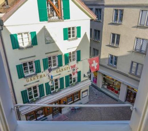Charmante zentrale 2.5 Zimmer Maisonette Wohnung
