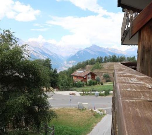 Apartment Coeur des Alpes 301 by Interhome